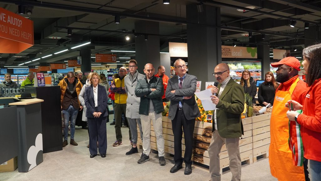 Cortina riapertura Conad City